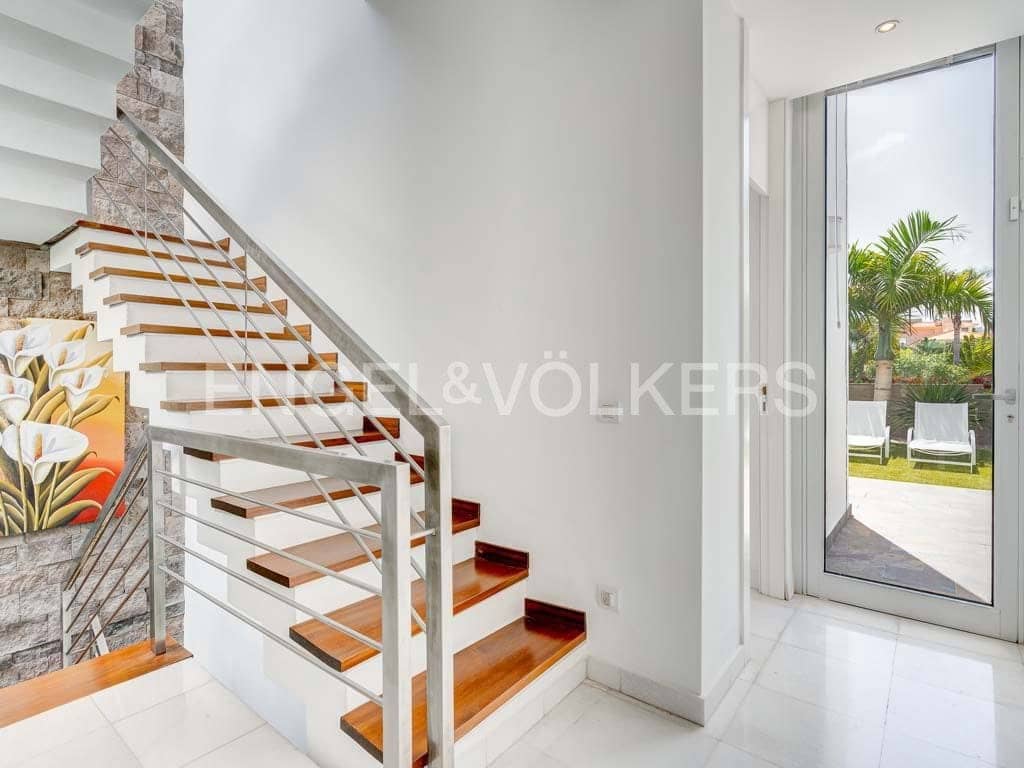 5 soveværelse Villa til salg i Costa Adeje med swimmingpool garage - € 3.200.000 (Ref: 7788536)