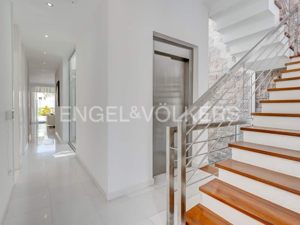 5 soveværelse Villa til salg i Costa Adeje med swimmingpool garage - € 3.200.000 (Ref: 7788536)