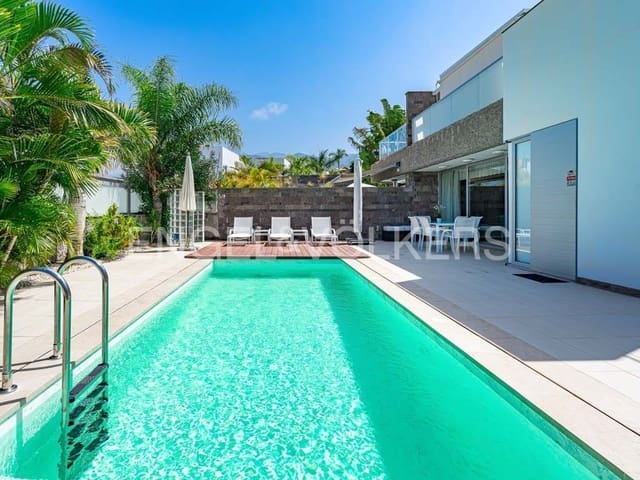 5 bedroom Villa for sale in Costa Adeje, Adeje with pool garage - € 3,200,000 (Ref: 7788536)