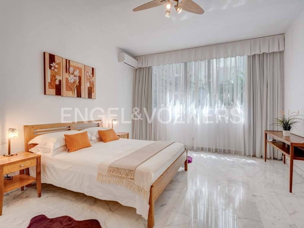 5 soveværelse Villa til salg i Costa Adeje med swimmingpool garage - € 3.200.000 (Ref: 7788536)