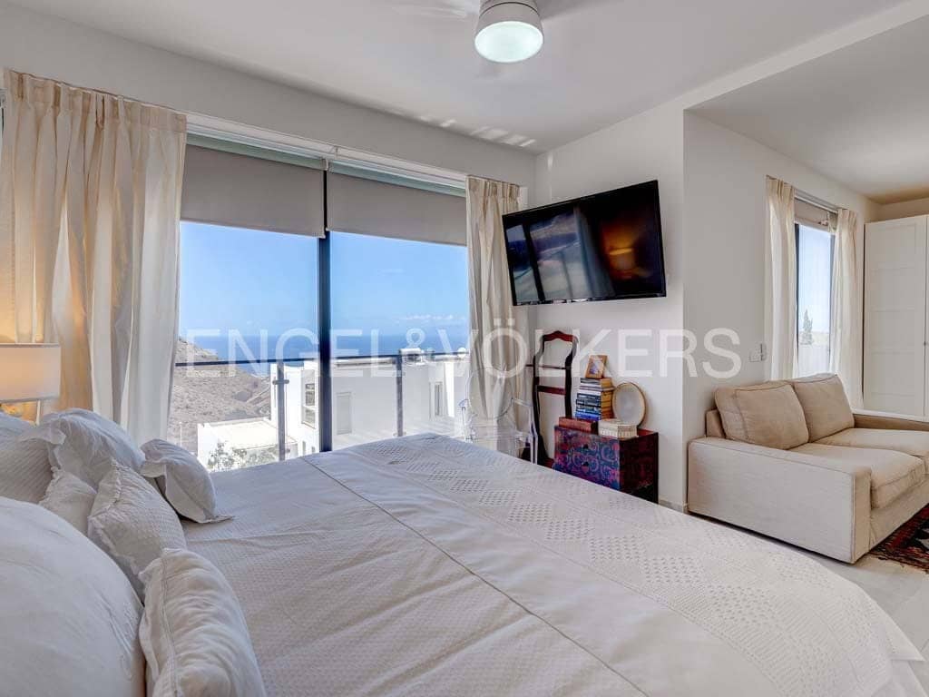 7 bedroom Villa for sale in Roque del Conde with pool garage - € 1,800,000 (Ref: 7810552)