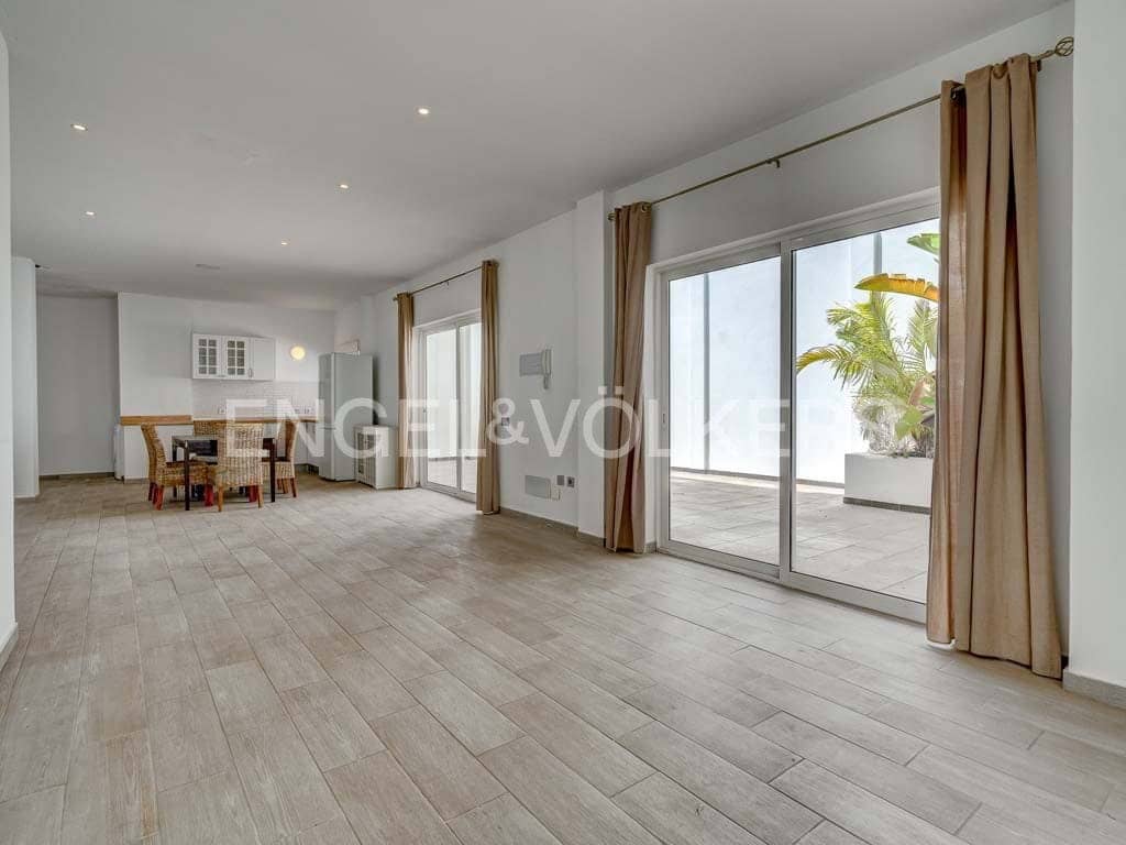 7 bedroom Villa for sale in Roque del Conde with pool garage - € 1,800,000 (Ref: 7810552)