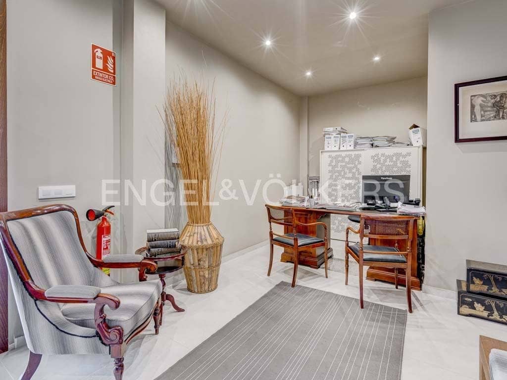 7 bedroom Villa for sale in Roque del Conde with pool garage - € 1,800,000 (Ref: 7810552)