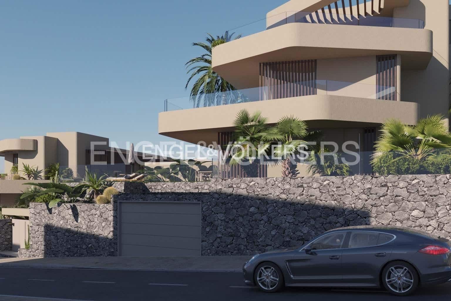 3 bedroom Apartment for sale in Marazul with pool - € 995,000 (Ref: 7871405)