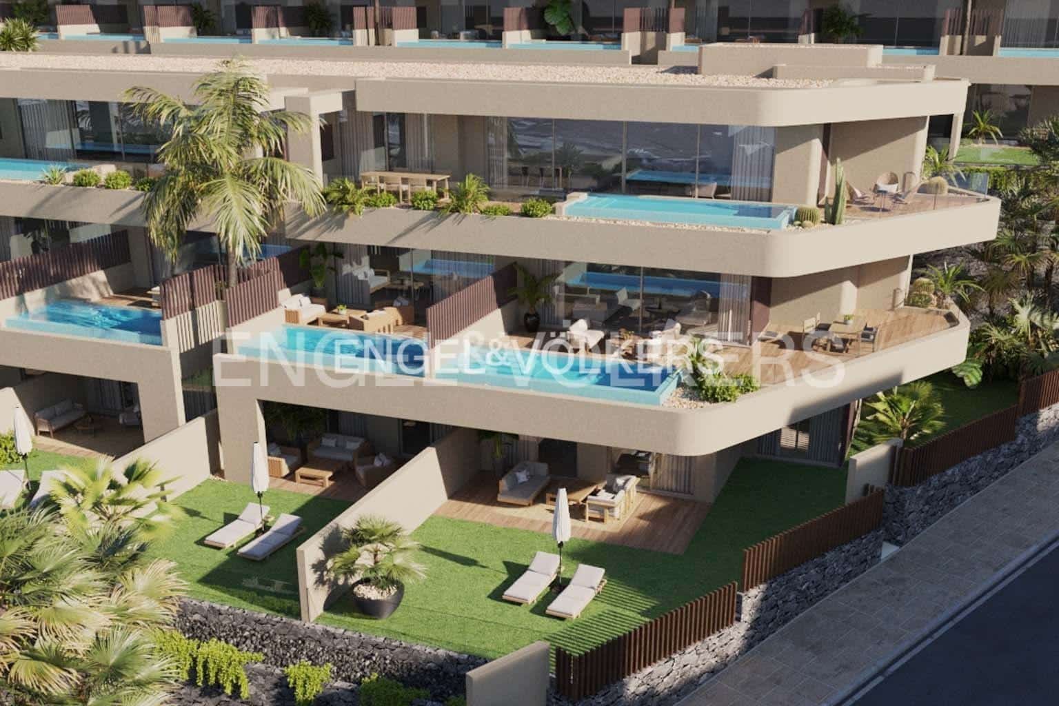 3 bedroom Apartment for sale in Marazul with pool - € 995,000 (Ref: 7871405)