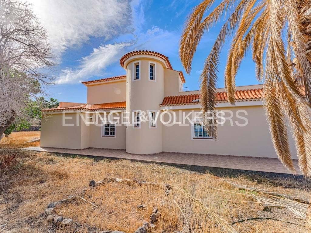 4 soveværelse Villa til salg i Marazul med swimmingpool garage - € 1.498.000 (Ref: 8031179)