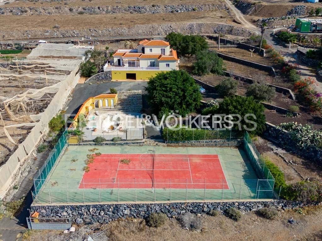 4 soveværelse Villa til salg i Marazul med swimmingpool garage - € 1.498.000 (Ref: 8031179)