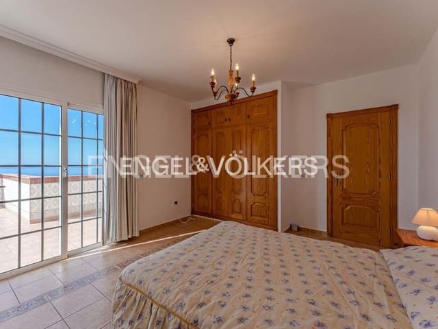 4 soveværelse Villa til salg i Marazul, Adeje med swimmingpool garage - € 1.498.000 (Ref: 8031179)