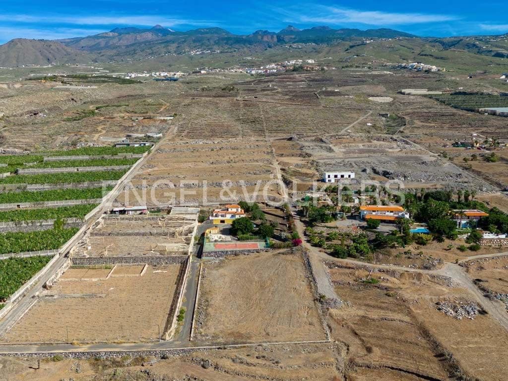 4 bedroom Villa for sale in Marazul with pool garage - € 1,498,000 (Ref: 8031179)