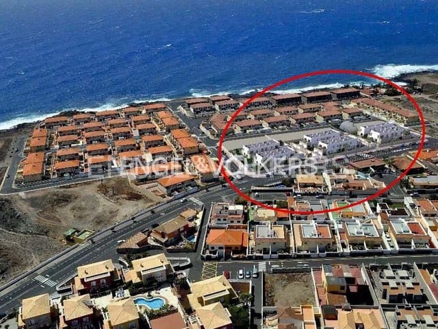 3 makuuhuone Huvila myytävänä paikassa El Medano, Granadilla de Abona mukana uima-altaan - 468 606 € (Ref: 8064584)