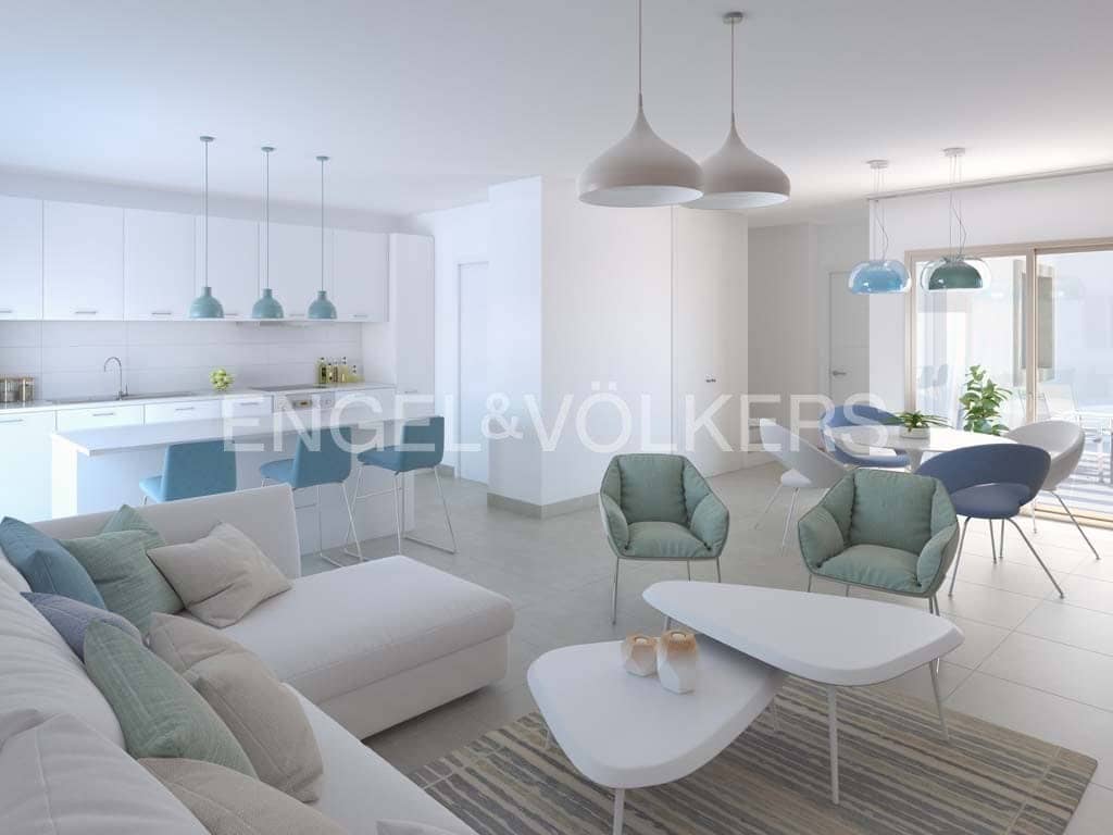 3 bedroom Villa for sale in El Medano with pool - € 468,606 (Ref: 8064584)