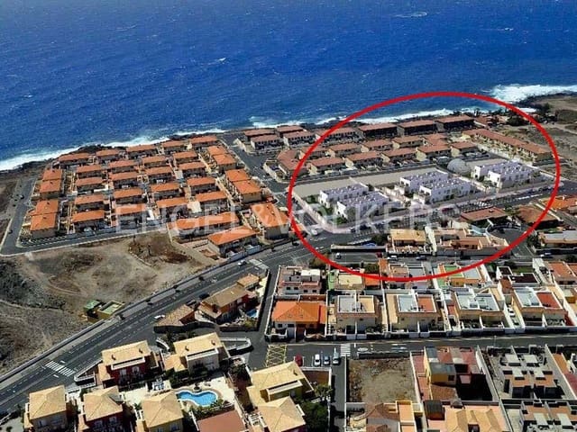 3 chambre Villa/Maison à vendre à El Medano, Granadilla de Abona avec piscine - 468 606 € (Ref: 8064584)