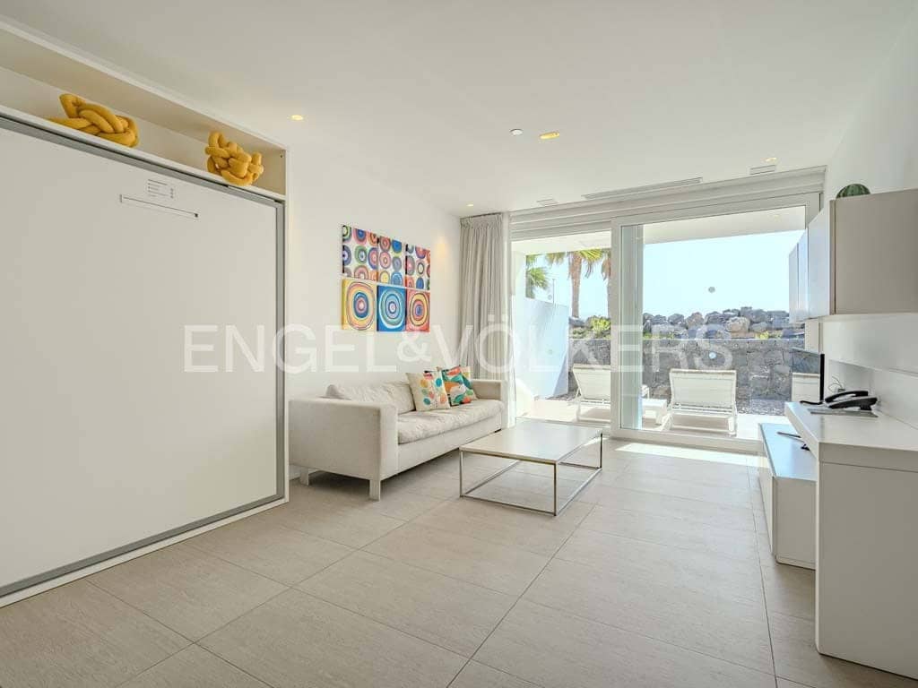 1 bedroom Apartment for sale in Costa Adeje with pool - € 499,000 (Ref: 8113601)