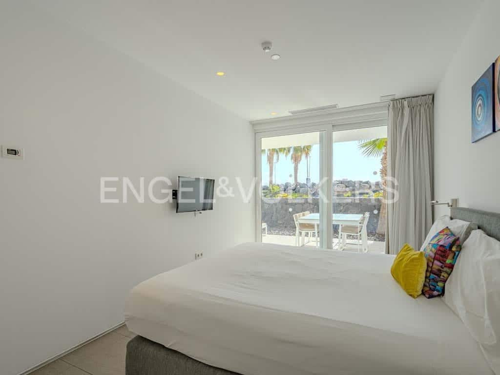 1 bedroom Apartment for sale in Costa Adeje with pool - € 499,000 (Ref: 8113601)