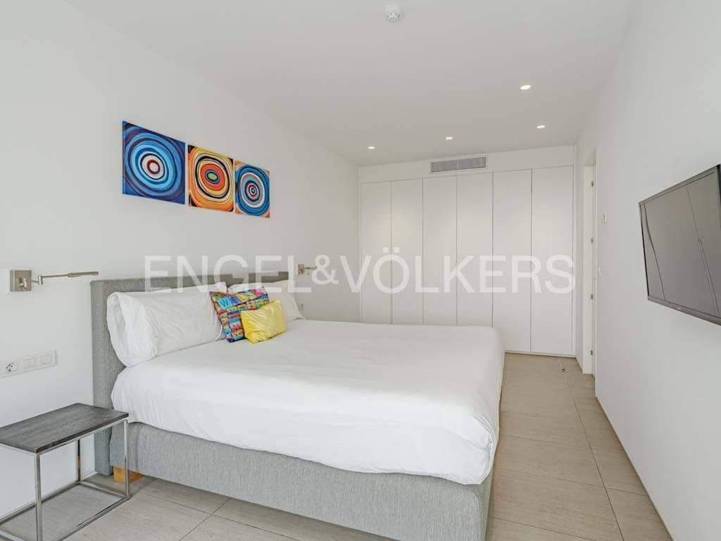 1 bedroom Apartment for sale in Costa Adeje with pool - € 499,000 (Ref: 8113601)