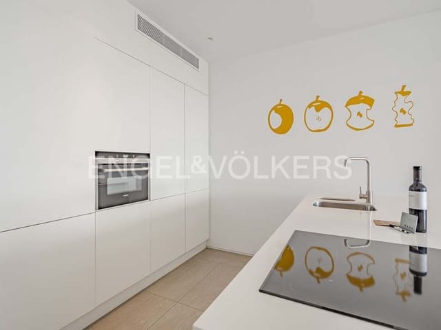 1 bedroom Apartment for sale in Costa Adeje, Adeje with pool - € 499,000 (Ref: 8113601)