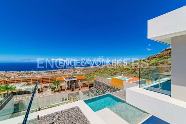 6 soverom Villa til salgs i Roque del Conde, Adeje med svømmebasseng - € 2 400 000 (Ref: 8176756)