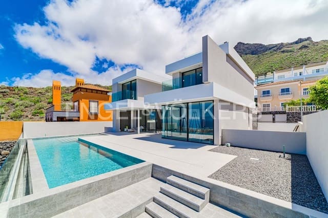 Chalet de 6 habitaciones en Roque del Conde, Adeje en venta con piscina - 2.400.000 € (Ref: 8176756)