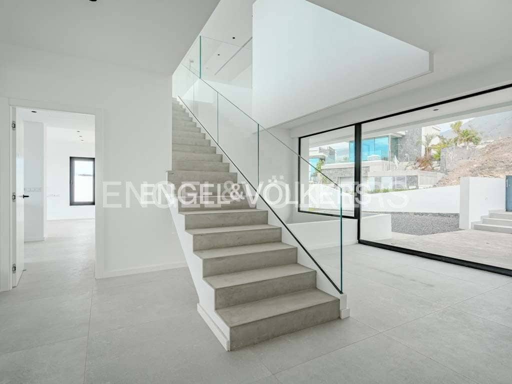 3 chambre Villa/Maison à vendre à Guia de Isora avec piscine garage - 3 290 000 € (Ref: 8183254)