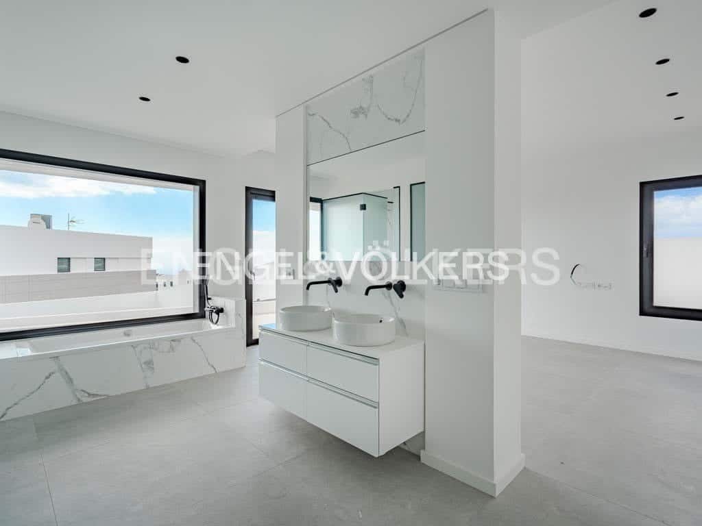 3 chambre Villa/Maison à vendre à Guia de Isora avec piscine garage - 3 290 000 € (Ref: 8183254)