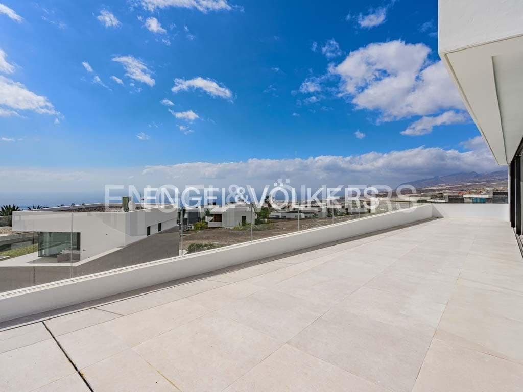 3 chambre Villa/Maison à vendre à Guia de Isora avec piscine garage - 3 290 000 € (Ref: 8183254)