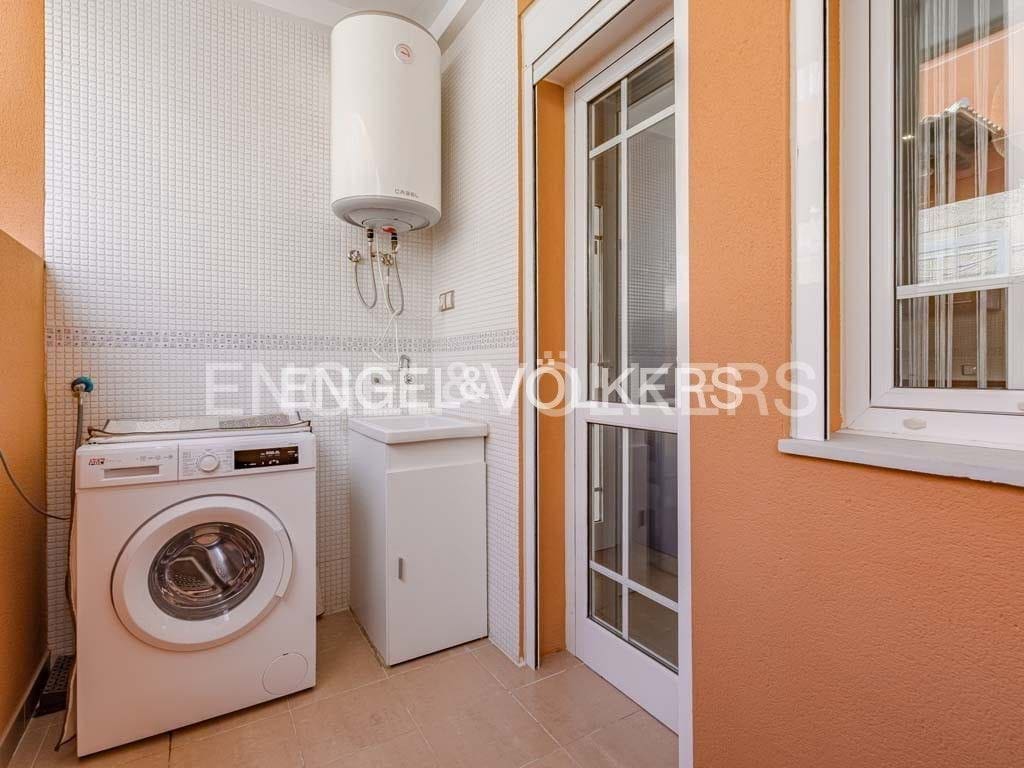 4 soverom Villa til salgs i Los Cristianos med svømmebasseng - € 795 000 (Ref: 8212859)