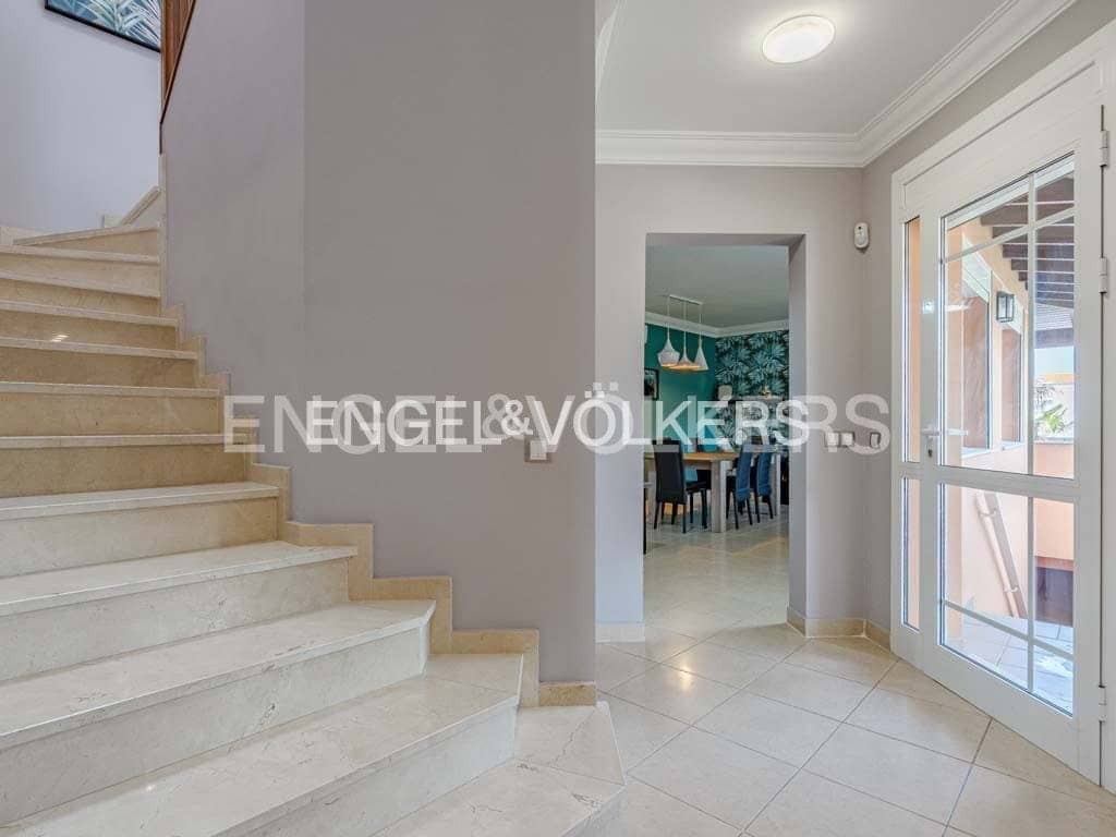 4 soveværelse Villa til salg i Los Cristianos - € 775.000 (Ref: 8238383)
