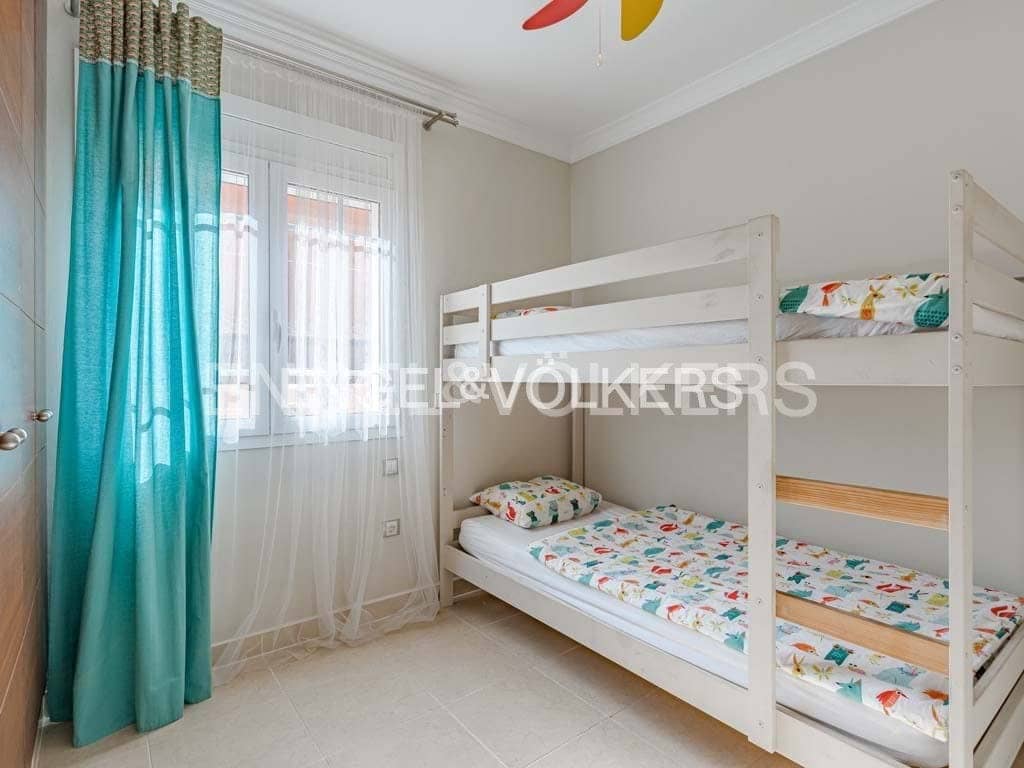 4 soveværelse Villa til salg i Los Cristianos - € 775.000 (Ref: 8238383)