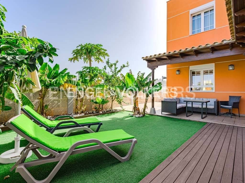 4 soveværelse Villa til salg i Los Cristianos - € 775.000 (Ref: 8238383)