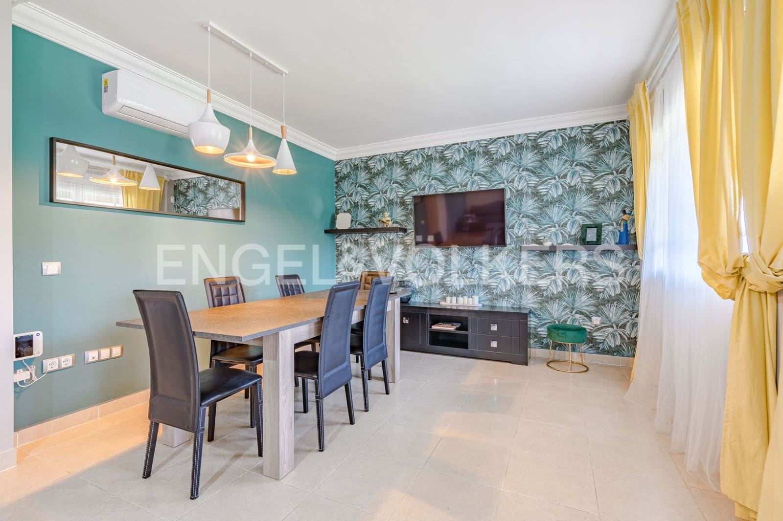 4 soveværelse Villa til salg i Los Cristianos - € 775.000 (Ref: 8238383)