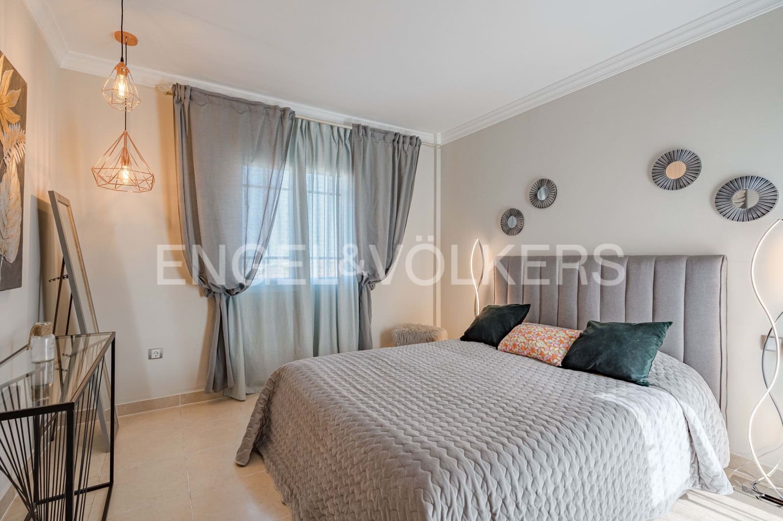 4 soveværelse Villa til salg i Los Cristianos - € 775.000 (Ref: 8238383)