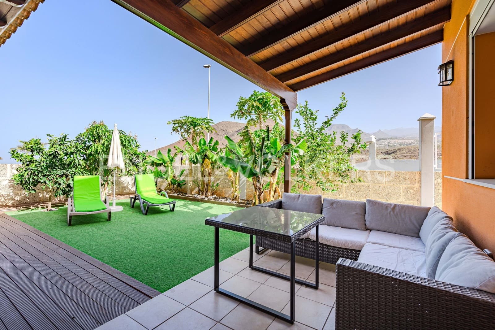 4 soveværelse Villa til salg i Los Cristianos - € 775.000 (Ref: 8238383)