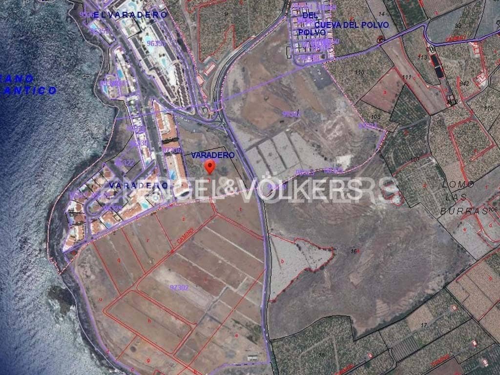 Grunde uden byggetilladelser til salg i El Varadero - € 7.900.000 (Ref: 8247003)