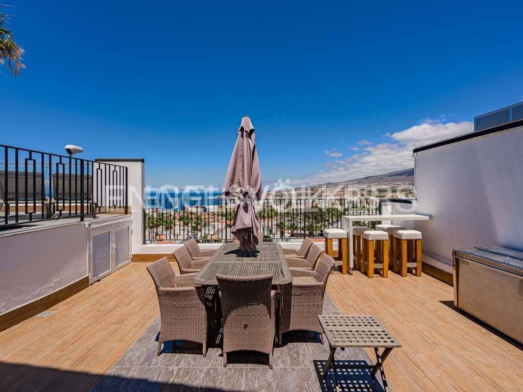 6 sypialnia Willa na sprzedaż w San Eugenio z basenem garażem - 1 995 000 € (Ref: 8288951)