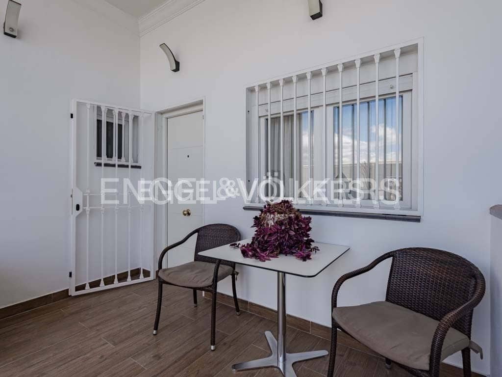 6 sypialnia Willa na sprzedaż w San Eugenio z basenem garażem - 1 995 000 € (Ref: 8288951)