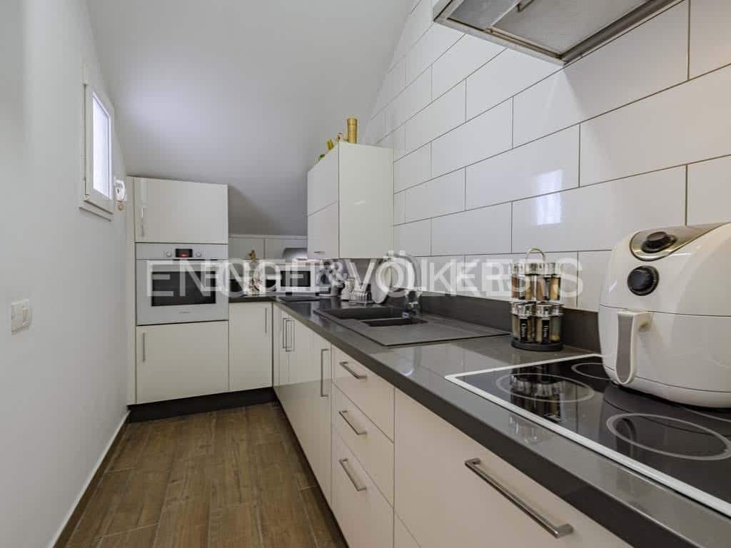 6 sypialnia Willa na sprzedaż w San Eugenio z basenem garażem - 1 995 000 € (Ref: 8288951)