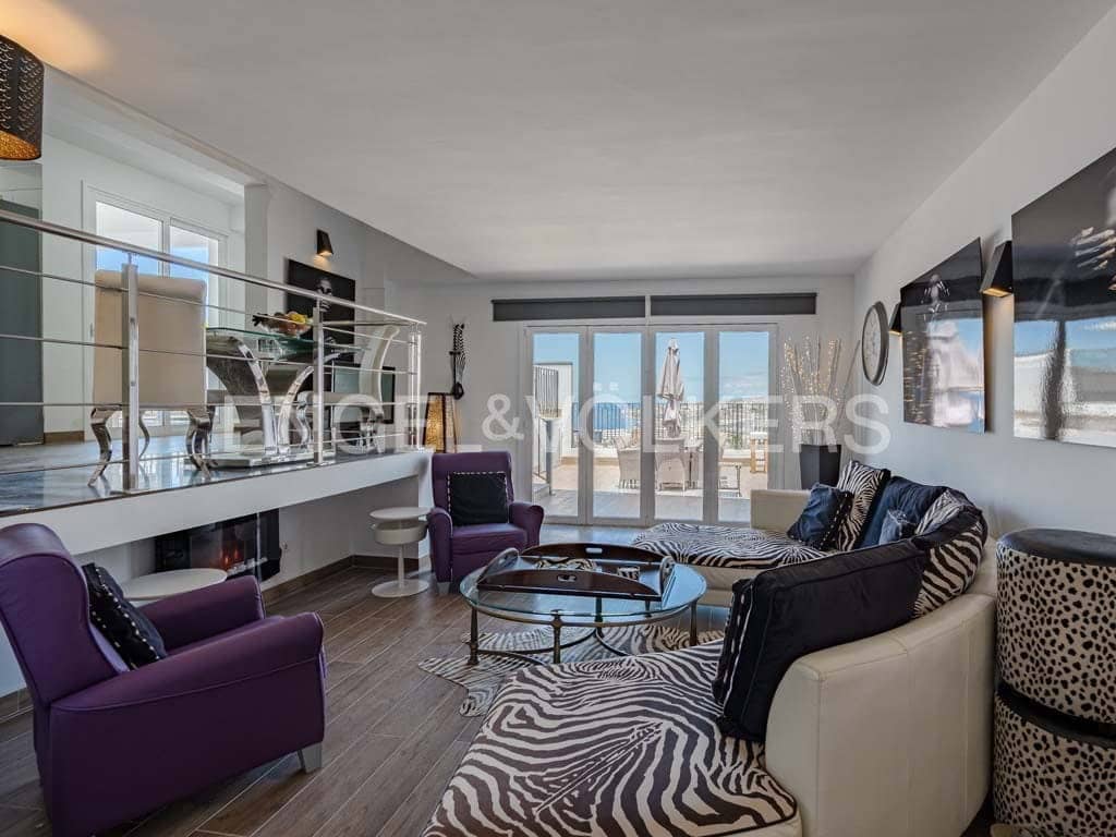 6 Zimmer Villa zu verkaufen in San Eugenio mit Pool Garage - 1.995.000 € (Ref: 8288951)