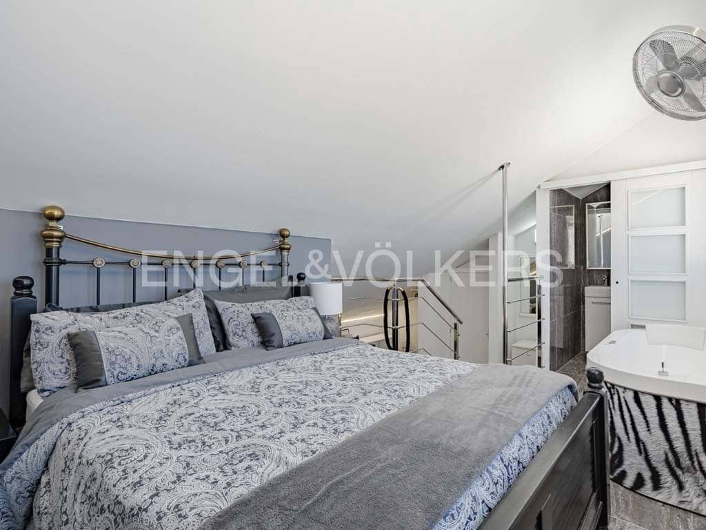 6 Zimmer Villa zu verkaufen in San Eugenio mit Pool Garage - 1.995.000 € (Ref: 8288951)