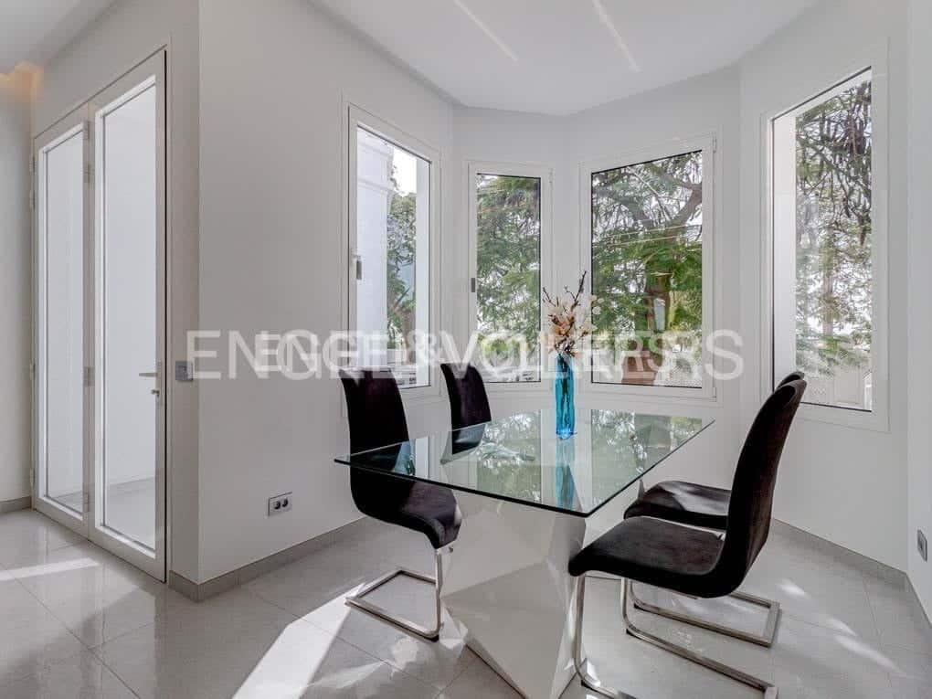 3 soveværelse Villa til salg i Adeje med swimmingpool - € 1.400.000 (Ref: 8304549)