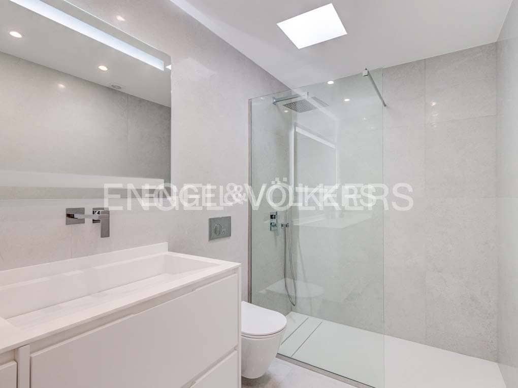 3 soveværelse Villa til salg i Adeje med swimmingpool - € 1.400.000 (Ref: 8304549)