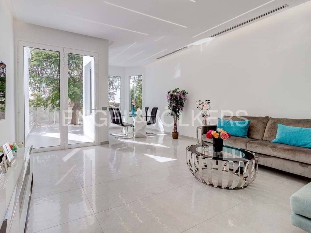 3 bedroom Villa for sale in Adeje with pool - € 1,400,000 (Ref: 8304549)