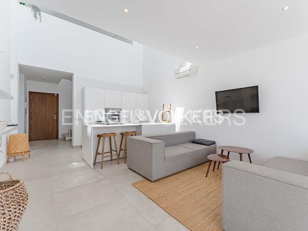 Chalet de 3 habitaciones en Costa Adeje en venta con piscina garaje - 1.395.000 € (Ref: 8354598)