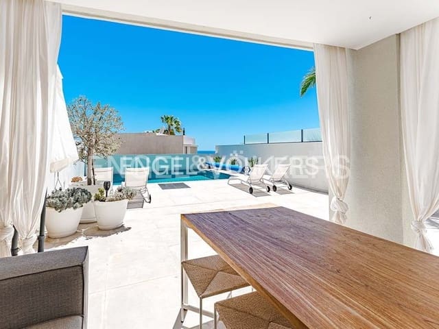 Chalet de 3 habitaciones en Costa Adeje, Adeje en venta con piscina garaje - 1.395.000 € (Ref: 8354598)