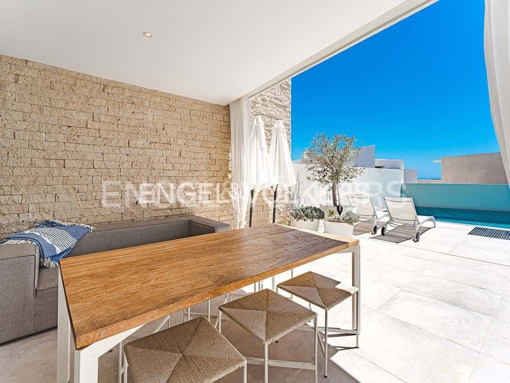 Chalet de 3 habitaciones en Costa Adeje en venta con piscina garaje - 1.395.000 € (Ref: 8354598)