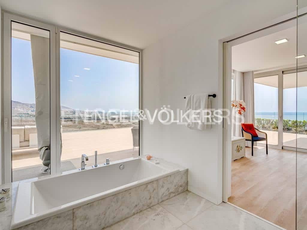 5 soveværelse Villa til salg i Costa Adeje med swimmingpool garage - € 6.500.000 (Ref: 8389480)