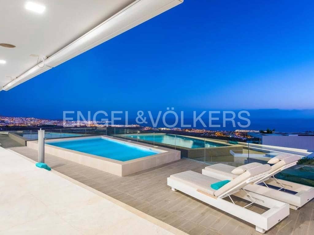 5 soverom Villa til salgs i Costa Adeje med svømmebasseng garasje - € 6 500 000 (Ref: 8389480)
