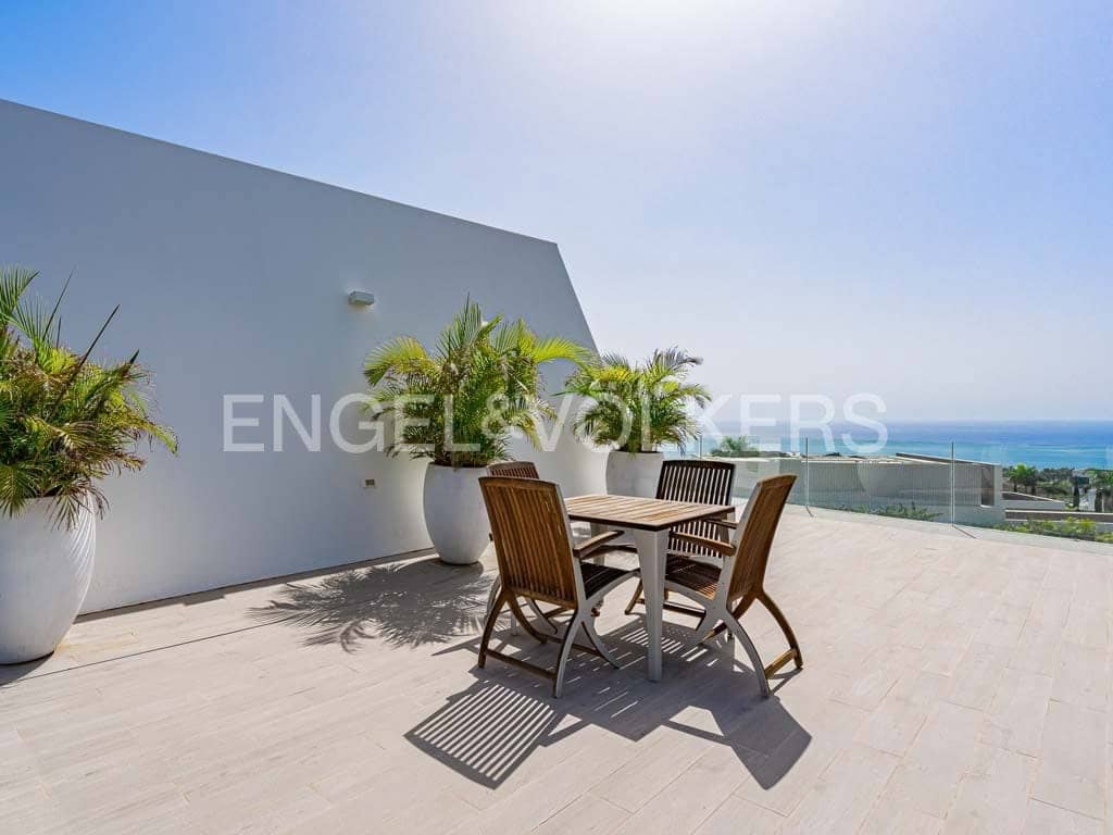 5 soverom Villa til salgs i Costa Adeje med svømmebasseng garasje - € 6 500 000 (Ref: 8389480)