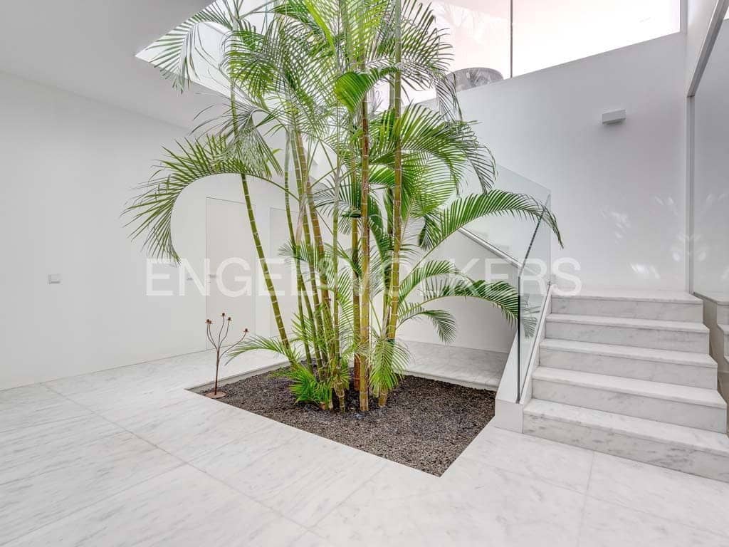 5 soverom Villa til salgs i Costa Adeje med svømmebasseng garasje - € 6 500 000 (Ref: 8389480)