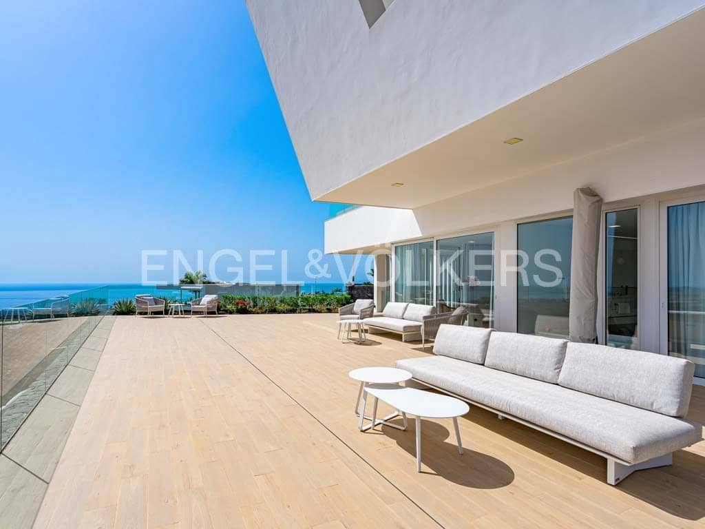 5 soverom Villa til salgs i Costa Adeje med svømmebasseng garasje - € 6 500 000 (Ref: 8389480)