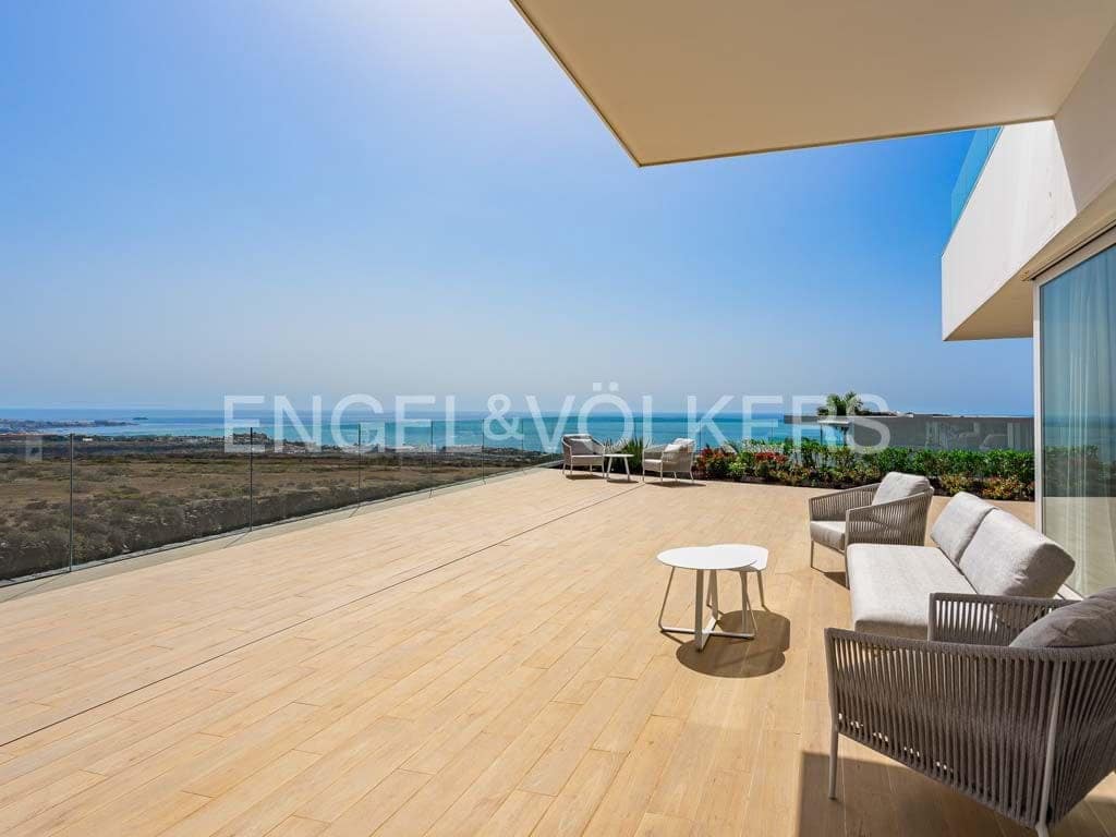 5 soverom Villa til salgs i Costa Adeje med svømmebasseng garasje - € 6 500 000 (Ref: 8389480)